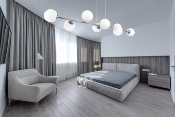 ХРОМИРОВАННАЯ ПОТОЛОЧНАЯ ЛЮСТРА, СВЕТОДИОДНЫЕ ШАРИКИ