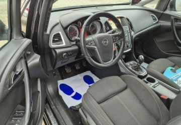 Opel Astra J GTC 1.4 Turbo ECOTEC 120KM 2015 Opel Astra NaviKameraPdcGrzaneFotele 1.4 Benzyna 120KM, zdjęcie 11