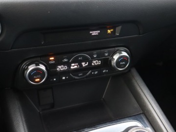 Mazda CX-5 II SUV 2.0 SKY-G 165KM 2018 Mazda CX-5 2.0 Skyactiv-G, Salon Polska, Navi, zdjęcie 17