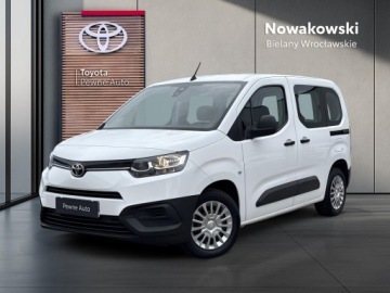 Toyota Proace II 2021 Toyota PROACE CITY VERSO 1.5 D-4D Combi 1.5 D-4D C