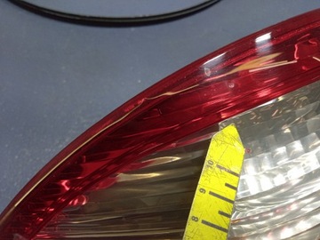 MERCEDES E TŘÍDA W211 KOMBI SVĚTLO ZADNÍ LEVÝ VNĚJŠÍ A2118201564