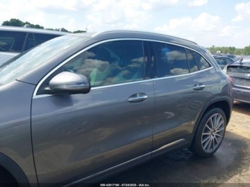 Mercedes GLA II 2021 Mercedes-Benz GLA 250 2021 2.0l 2.0 Benzyna 221KM, zdjęcie 2