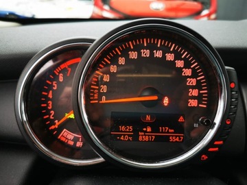 Mini One II 2016 MINI F56 Hatchback 1.2 102KM , Manual, Przebieg 83816, zdjęcie 3