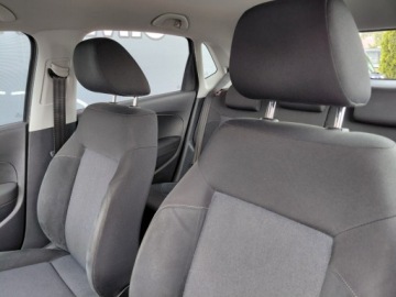 Volkswagen Polo V Hatchback 5d 1.6 TDI-CR DPF 90KM 2011 Volkswagen Polo Klimatyzacja Tempomat Alu Elektryka 1.6 Diesel 90KM, zdjęcie 9