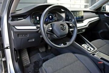 Skoda Octavia IV Liftback 2.0 TSI 190KM 2023 Škoda Octavia Skoda Octavia Bezwypadkowy / Salon, zdjęcie 8