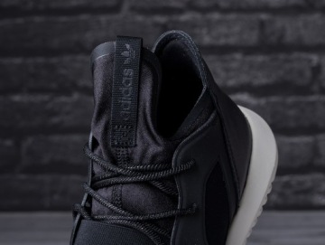 Женские туфли Adidas Tubular Defiant W S75896