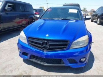 Mercedes Klasa C W204 2008 Mercedes-Benz Klasa C 63 AMG 2008 6.3l 6.3 Benzyna 451KM, zdjęcie 7