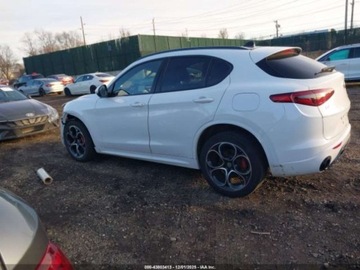 Alfa Romeo Stelvio SUV Facelifting 2.0 Turbo 280KM 2021 Alfa Romeo Stelvio Ti Sport 2021 2.0l 2.0 Benzyna 280KM, zdjęcie 2