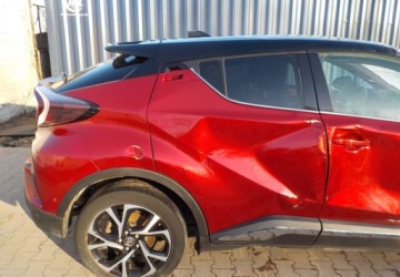 Toyota C-HR I Crossover 1.8 Hybrid 122KM 2018 Toyota C-HR Okazja 1.8 Hybryda 122KM, zdjęcie 12