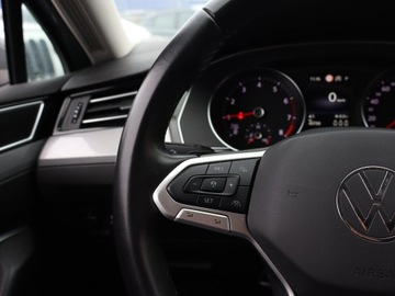 Volkswagen Passat B8 Variant Facelifting 2.0 TSI 190KM 2022 VW Passat 2.0 TSI, Salon Polska, 1. Właściciel, zdjęcie 15