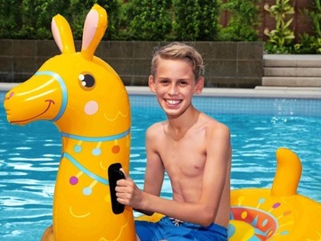 Надувная Лама 129 см х 110 см Bestway 41434