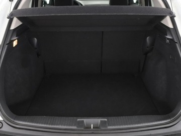 Honda HR-V II SUV 1.5 i-VTEC 130KM 2018 Honda HR-V 1.5 i-VTEC Elegance Nawigacja Tempomat, zdjęcie 19