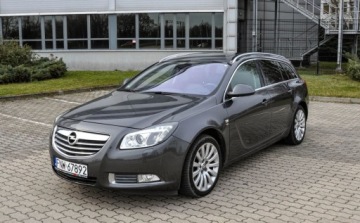 Opel Insignia I Sports Tourer 2.8 V6 Turbo ECOTEC 260KM 2009 Opel Insignia 2,8 (260KM) LPG 4x4 Bezwypadkowy 190 tys. km 2.8 BenzynaLPG