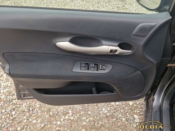 Toyota Auris I Hatchback 5d Facelifting 2.0 D-4D DPF 126KM 2009 Toyota Auris 2.0 D D-4D Soul Zarejestrowana Ladna 2.0 Diesel 126KM, zdjęcie 21