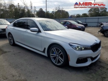BMW Seria 7 G11-G12 2018 BMW Seria 7 BMW serii 7 740i xDrive Sedan z 2019 roku , od ubezpieczalni