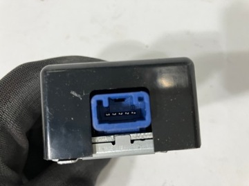 AVENSIS T27 RELÉ MODUL DVEŘE 89740-05070
