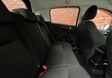 Peugeot 208 I Hatchback 3d 1.2 VTI 82KM 2014 Peugeot 208 Salon PL Czujniki Kamera niski przebieg Gwarancja w cenie Waw, zdjęcie 17