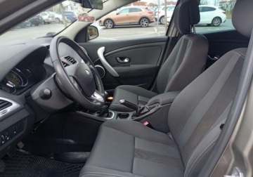 Renault Megane III Hatchback 1.6 16v 110KM 2008 Renault Megane Zarejestrowany - ubezpieczony - benzyna 1.6 Benzyna 110KM, zdjęcie 17