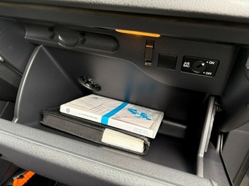 Volkswagen Tiguan I SUV Facelifting 1.4 TSI BlueMotion 160KM 2012 Volkswagen Tiguan 1.4 160 KM Kamera cofania Hak, zdjęcie 24