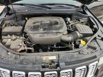 Jeep Grand Cherokee IV 2019 Jeep Grand Cherokee Overland 2019 3.6l 3.6 Benzyna 295KM, zdjęcie 6