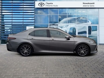 Toyota Camry IX Sedan 2.5 Hybrid Dynamic Force 218KM 2022 Toyota Camry 2.5 Hybrid Prestige CVT 2.5 Hybrid Pr, zdjęcie 3