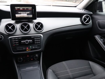 Mercedes GLA I Off-roader 1.6 200 156KM 2014 Mercedes GLA GLA 200, Salon Polska, Serwis ASO, zdjęcie 7