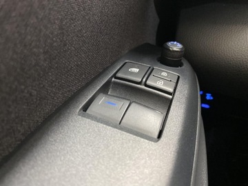 Toyota Yaris IV Hatchback 1.5 Hybrid Dynamic Force 116KM 2023 Toyota Yaris Hybrid 1.5 Comfort IV (2020-) Toyota, zdjęcie 19