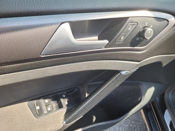 Volkswagen Golf VII Hatchback 3d 2.0 TDI-CR DPF 150KM 2016 VW GOLF VII NISKI PRZEBIEG ! BOGATA WERSJA ! NOWY ROZRZĄD !, zdjęcie 16