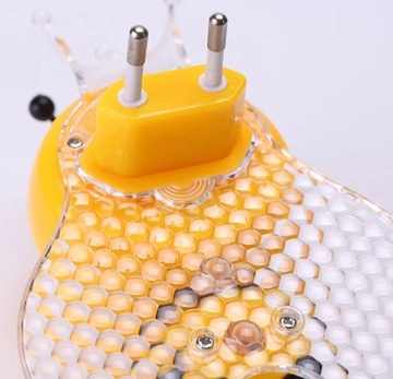 LAMPKA NOCNA LED WTYKOWA Z CZUJNIKIEM ZMIERZCHU DLA DZIECI