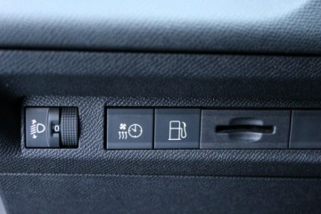 Peugeot 308 III Hatchback Plug-In 1.6 Hybrid 180KM 2023 Peugeot 308 FV23% Hybryda Plug-in Automat, zdjęcie 15