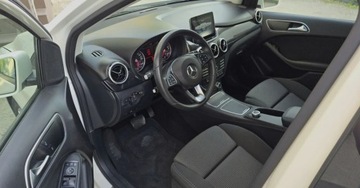 Mercedes Klasa B W246 Sports Tourer Facelifting 1.5 180 d 109KM 2018 Mercedes-Benz Klasa B 1.5 diesel 109 KM NAVI klimatronic zarejestrowany 49, zdjęcie 5