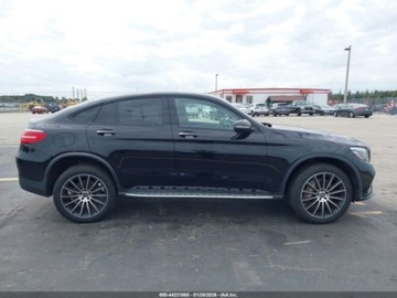 Mercedes GLC C253 2018 Mercedes-Benz GLC 2018r., 4x4, 2.0L 2.0 Benzyna 241KM, zdjęcie 4