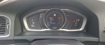 Volvo V60 I 2013 Volvo V60 Volvo V60 D6 AWD Plug-in Hybrid Summum 2.4 Hybryda Plug-in 220KM, zdjęcie 16