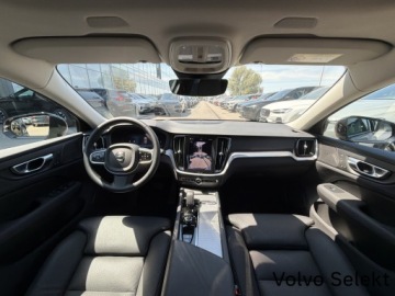 Volvo V60 II  Kombi Facelifting 2.0 B4 B 197KM 2025 Volvo V60 V60 B4 B Plus Dark aut, Pakiet climate,, zdjęcie 12