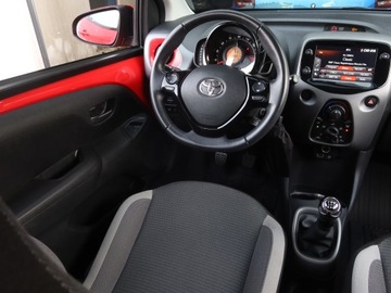 Toyota Aygo II Hatchback 3d Facelifting 1.0 VVT-i 72KM 2021 Toyota Aygo 1.0 VVT-i, Salon Polska, Serwis ASO, zdjęcie 6