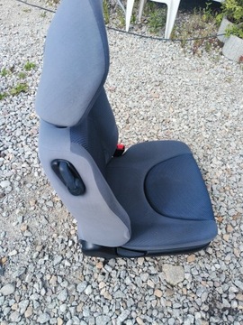 HONDA JAZZ 1.3 2004 FOTEL PRAWY-PASAŻER ŁADNY EUROPA