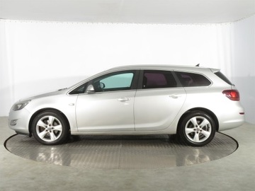 Opel Astra J Sports Tourer 1.7 CDTI ECOTEC 125KM 2011 Opel Astra 1.7 CDTI, Navi, Klima, Klimatronic, zdjęcie 2