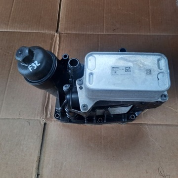 Bmw f32 3.0d n57 podstawa filtra oleju chłodniczka 8510856 7510184