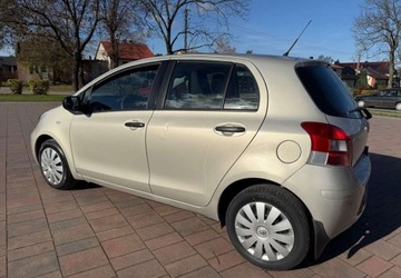Toyota Yaris II Hatchback 5d 1.33 Dual VVT-i 101KM 2009 Toyota Yaris Toyota Yaris 1.33 Luna 1.3 Benzyna 100KM, zdjęcie 25