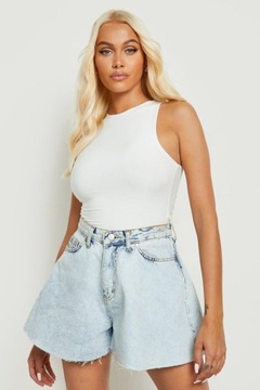 WC22209 *BOOHOO KLASYCZNE DOPASOWANE BODY ECRU S