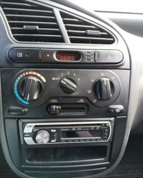 Daewoo Lanos Sedan 1.5 i 16V 100KM 2001 Daewoo Lanos Daewoo Lanos 1.5 Benzyna 100KM, zdjęcie 9