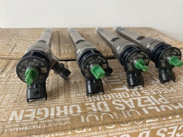 ФОРСУНКИ RENAULT TRAFIC 2.0 DCI 0445110939