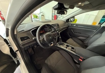 Renault Megane IV GrandCoupe Facelifting 1.3 TCe 140KM 2025 Renault Megane GrandCoupe kolor Bialy 2025 OD REKI 1.3 Benzyna, zdjęcie 23