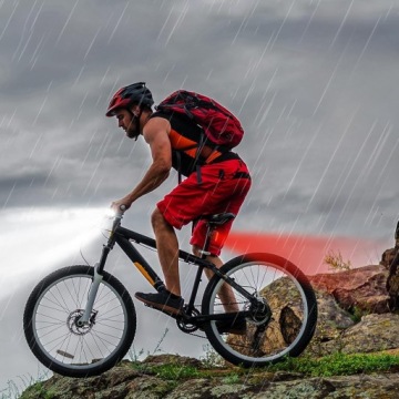 НАБОР МОЩНЫХ ВЕЛОСИПЕДНЫХ ЛАМП ПЕРЕДНЯЯ ЗАДНЯЯ СВЕТОДИОДНАЯ ВОДОНЕПРОНИЦАЕМАЯ USB-БАТАРЕЯ