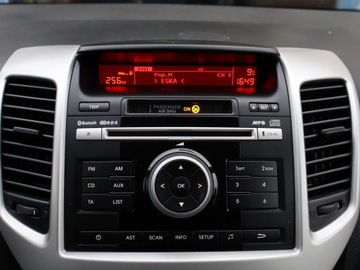 Kia Venga Mikrovan Facelifting 1.6 DOHC 124KM 2015 Kia Venga 1.6 CVVT, Automat, Klima, Klimatronic, zdjęcie 14