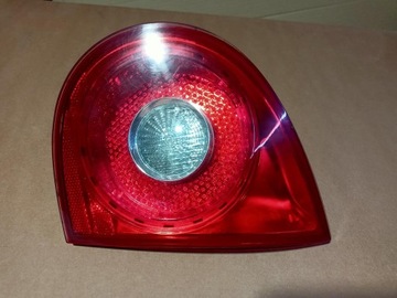 ФОНАРЬ ЗАДНИЙ ПРАВЫЙ В КАПОТЕ VW GOLF V HB EUROPA