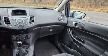 Ford Fiesta VII Hatchback 3d Facelifting 1.25 82KM 2016 Ford Fiesta 1.25 82 Klima Grzane Fotele Grzana Szyba Przod Model 2017 1.2, zdjęcie 24