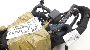 FORD MUSTANG 16- SVAZEK INSTALACE DVEŘE L/P KOMPLET