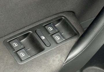 Volkswagen Polo V Hatchback 5d 1.4 85KM 2009 Volkswagen Polo 1.4 Benzyna 86 KM MPI 1.4 Benzyna 86KM, zdjęcie 18