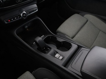 Volvo XC40 Crossover Facelifting 2.0 B3 163KM 2022 Volvo XC 40 FV23% automat B3 mHEV kamera navi LED, zdjęcie 30